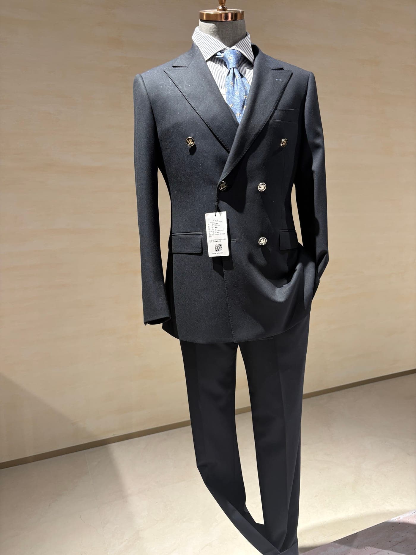 Fabric hand and drape on a tailored jacket