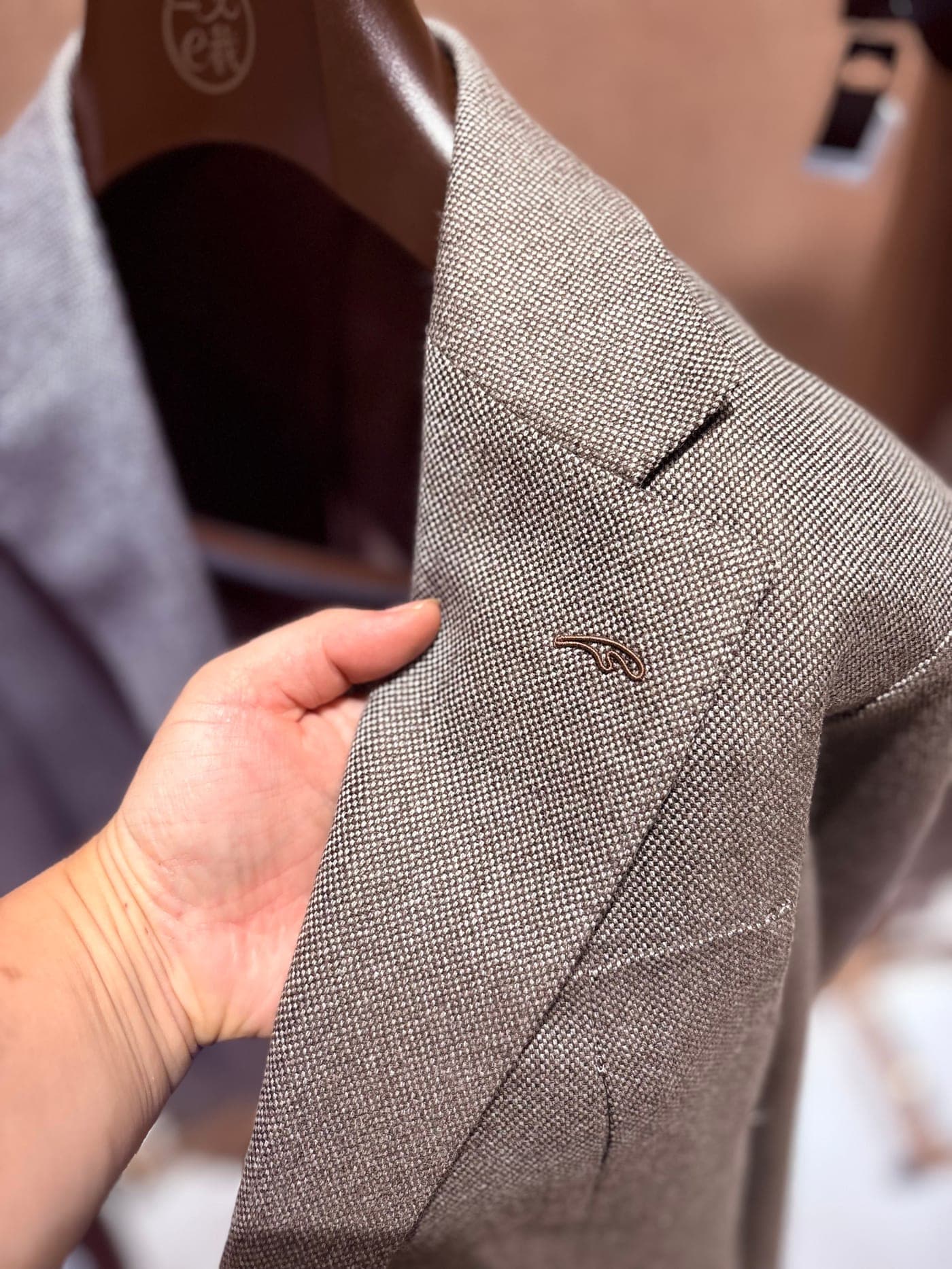 Sample review, alternate angle