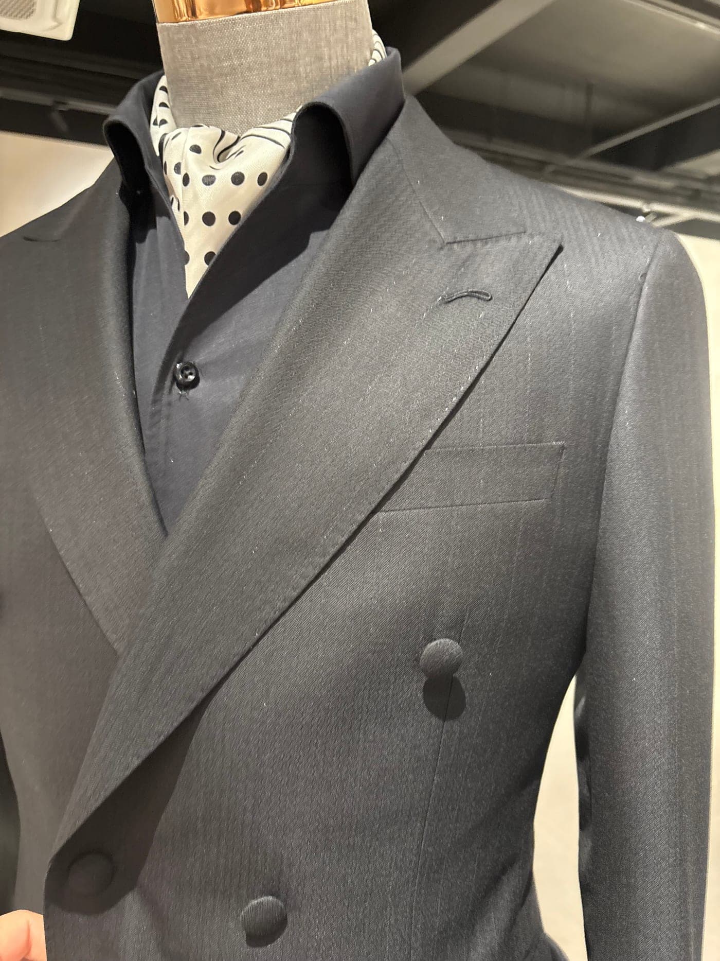 Wool suiting with natural body and drape